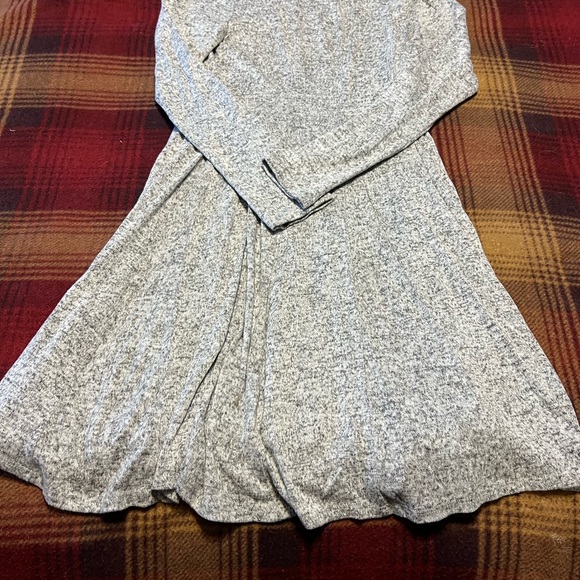 Grey sweater dress.  Dolan.  Size small. - Picture 8 of 8
